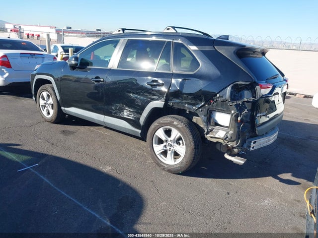 2019 TOYOTA RAV4 2T3W1RFV6KC001524 Photo 2