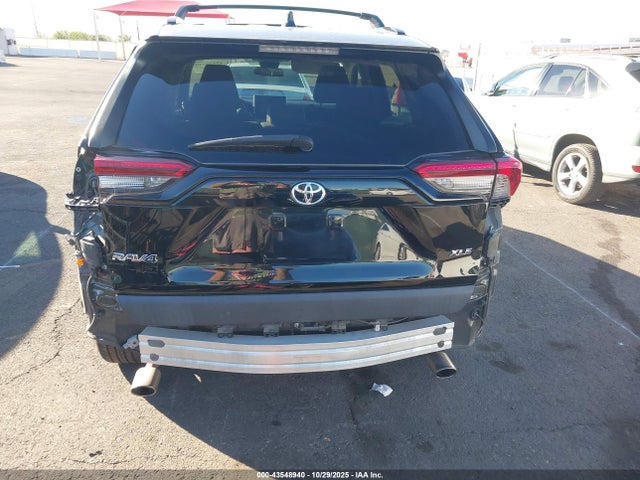 2019 TOYOTA RAV4 2T3W1RFV6KC001524 Photo 5