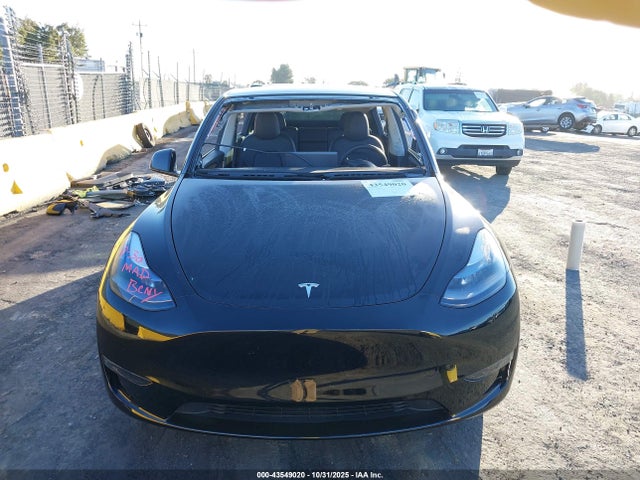 7SAYGAEE5SF216328 Tesla Model Y Long Range Dual Motor All-wheel Drive