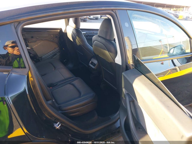 2025 TESLA MODEL Y 7SAYGAEE5SF216328 Photo 7