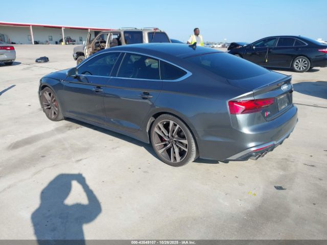 2023 AUDI S5 SPORTBACK WAUB4DF58PA048001 Photo 2
