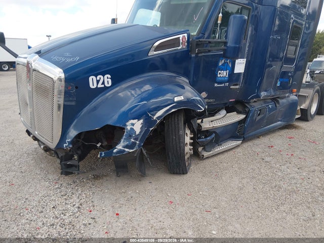 2019 Kenworth T680 მანქანა იყიდება აუქციონზე, vin: 1XKYD49X0KJ243727, აუქციონის ნომერი: 43549109