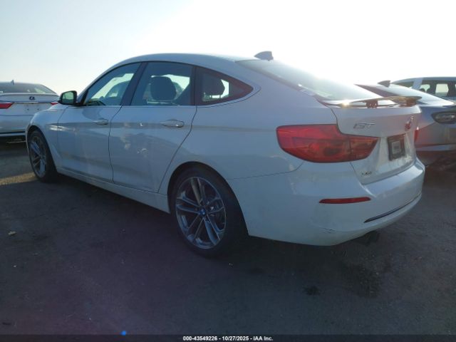 2018 BMW 330I GRAN TURISMO WBA8Z9C5XJG828129 Photo 2