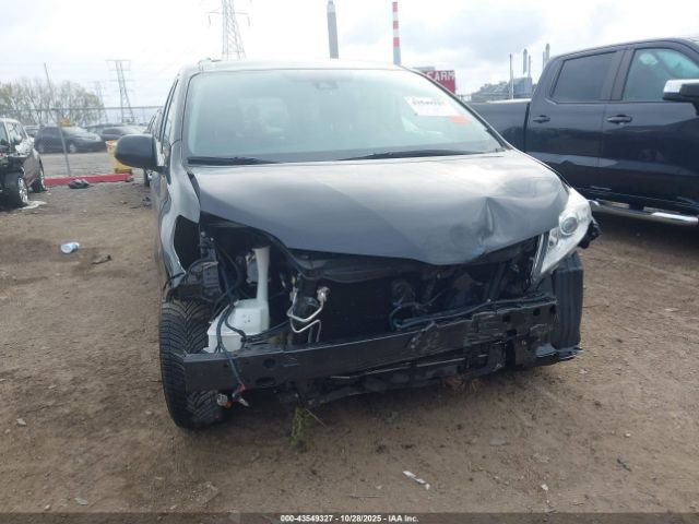 2018 TOYOTA SIENNA 5TDKZ3DC6JS931881 Photo 5