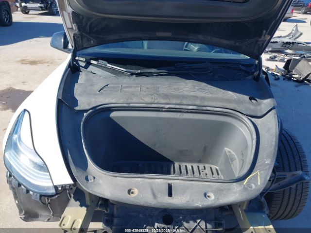 2021 TESLA MODEL Y 5YJYGAEE3MF160003 Photo 9