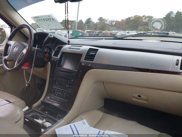 2008 CADILLAC ESCALADE 1GYFK63828R146796 Photo 4