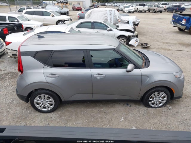 KIA SOUL LX 2022 KNDJ23AU3N7820475 Image 13