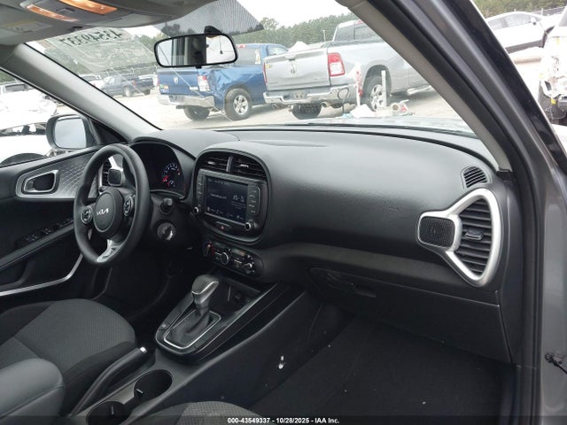 KIA SOUL LX 2022 KNDJ23AU3N7820475 Image 5