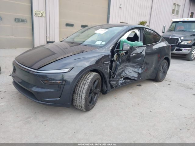 2026 TESLA MODEL Y 7SAYGDEE1TF447021 Photo 1