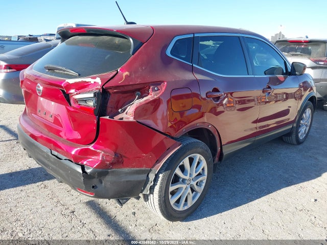 JN1BJ1AV2MW305852 Nissan Rogue Sport S Fwd Xtronic Cvt