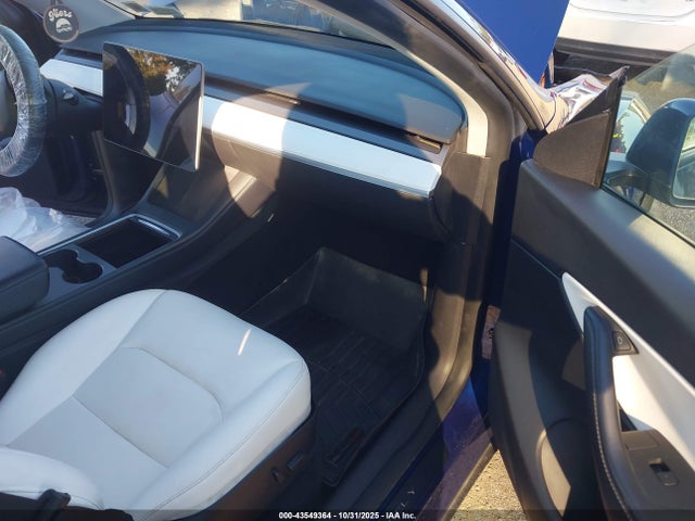2021 TESLA MODEL Y 5YJYGDEE3MF263553 Photo 4