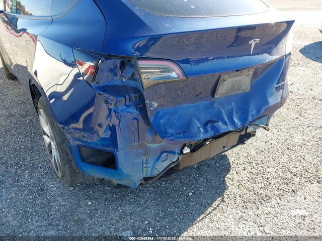 2021 TESLA MODEL Y 5YJYGDEE3MF263553 Photo 5