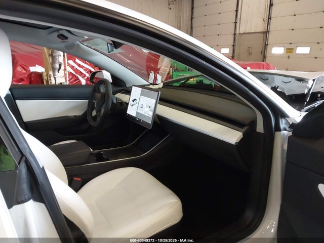 2020 TESLA MODEL 3 5YJ3E1EA9LF745986 Photo 4