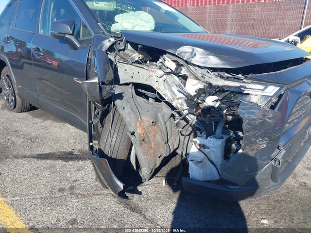 JTMB6RFV1ND066393 Toyota Rav4 Hybrid Xle Premium