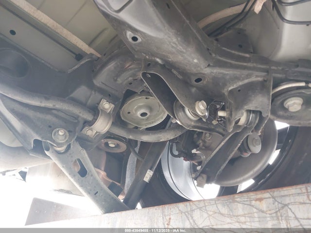 5GAERBKW5RJ111998 Buick Enclave Essence