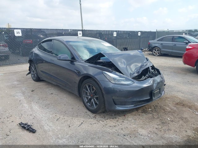 2022 TESLA MODEL 3 5YJ3E1EB0NF123868 Photo 0