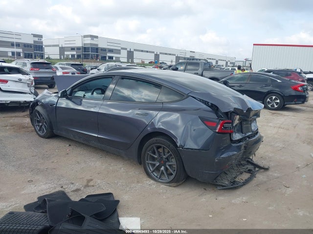 2022 TESLA MODEL 3 5YJ3E1EB0NF123868 Photo 2
