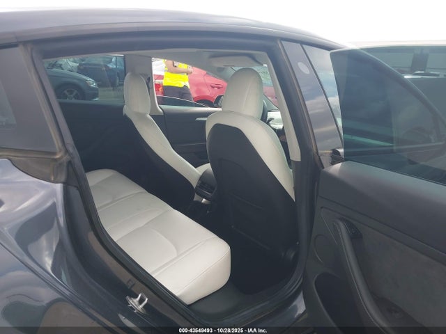 2022 TESLA MODEL 3 5YJ3E1EB0NF123868 Photo 7