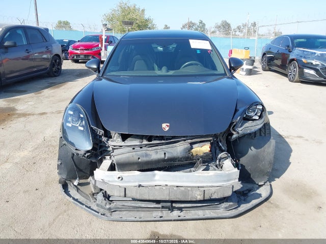 43549549 :رقم المزاد ، WP0AA2A72HL100409 vin ، 2017 Porsche Panamera 4 مزاد بيع