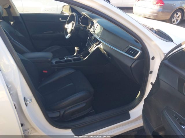 2019 KIA OPTIMA 5XXGT4L34KG316022 Photo 4