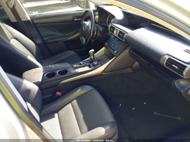 2016 LEXUS IS 200T JTHBA1D22G5001847 Photo 4