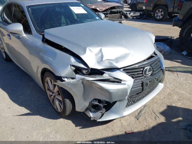 2016 LEXUS IS 200T JTHBA1D22G5001847 Photo 5