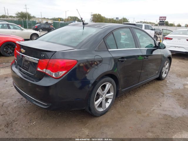 2014 CHEVROLET CRUZE 1G1PE5SB6E7378049 Photo 3