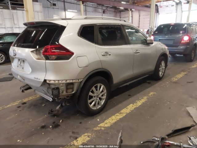 2018 NISSAN ROGUE KNMAT2MV6JP513775 Photo 3