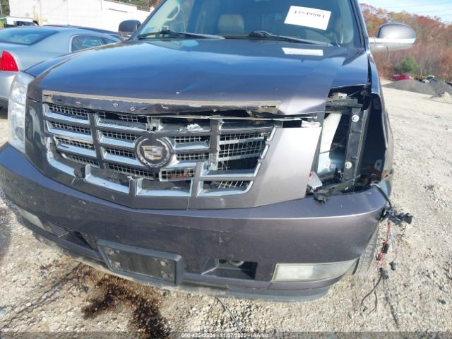 2011 CADILLAC ESCALADE 1GYS4BEF0BR268223 Photo 5