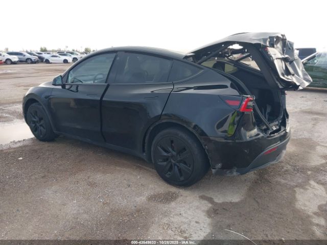 2021 TESLA MODEL Y 5YJYGDED6MF110348 Photo 2