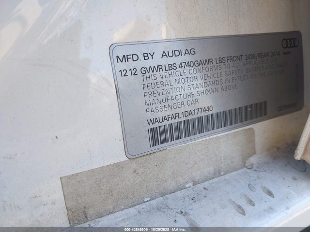 2013 AUDI A4 WAUAFAFL1DA177440 Photo 8