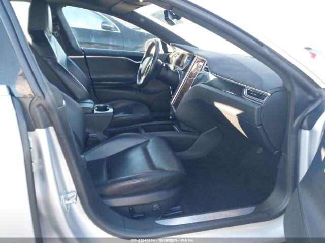2015 TESLA MODEL S 5YJSA1H26FF085180 Photo 4