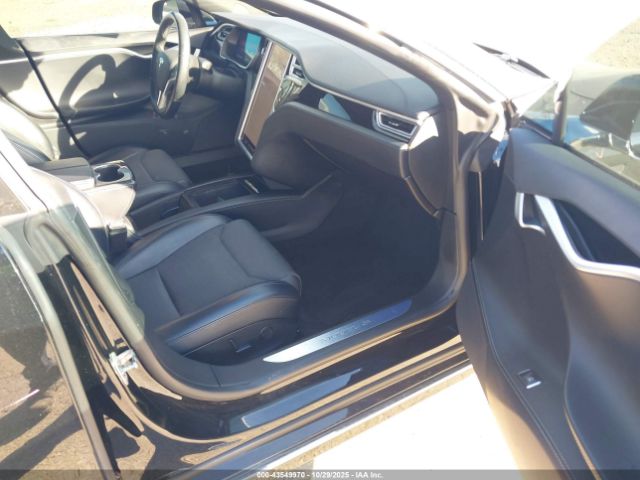 2017 TESLA MODEL S 5YJSA1E21HF216393 Photo 4