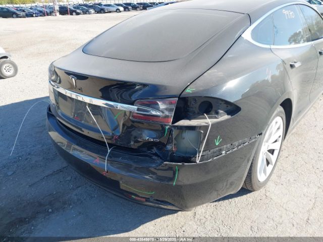 2017 TESLA MODEL S 5YJSA1E21HF216393 Photo 5
