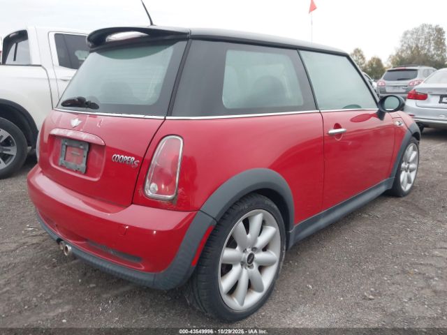 2006 MINI COOPER S WMWRE33506TN26893 Photo 3