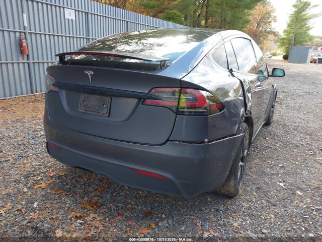 2023 TESLA MODEL X 7SAXCBE5XPF368576 Photo 3