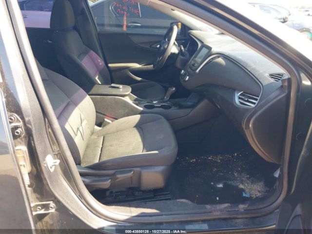 2017 CHEVROLET MALIBU 1G1ZB5ST2HF200725 Photo 4