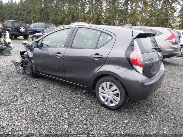 JTDKDTB31G1132016 Toyota Prius C One