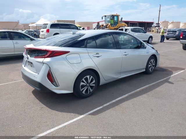2019 TOYOTA PRIUS PRIME JTDKARFP4K3108802 Photo 3