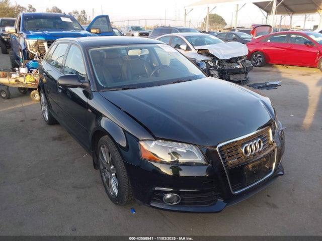 2012 AUDI A3 WAUMFAFM1CA014212 Photo 0