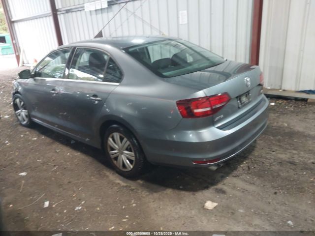2017 VOLKSWAGEN JETTA 3VW2B7AJ3HM301385 Photo 2