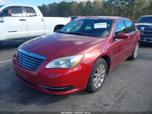 43550649 :رقم المزاد ، 1C3CCBBG9DN635998 vin ، 2013 Chrysler 200 Touring مزاد بيع