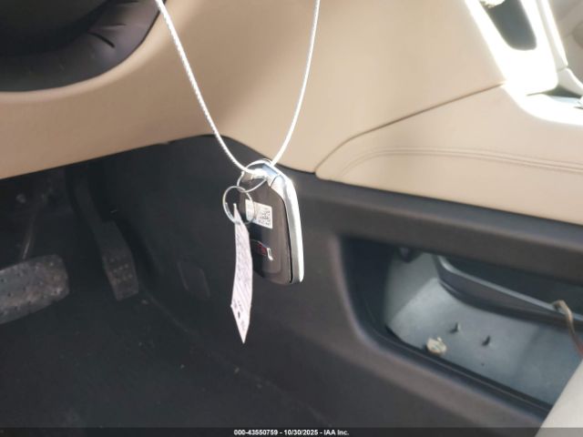 2017 CADILLAC XT5 1GYKNBRS0HZ201778 Photo 10