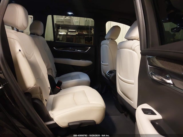 2021 CADILLAC XT6 1GYKPGRS7MZ203710 Photo 7