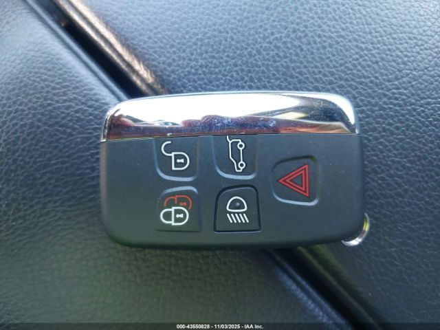 2018 LAND ROVER RANGE ROVER VELAR SALYL2RXXJA747356 Photo 10