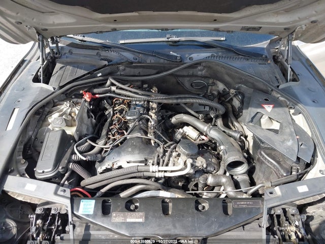 2011 BMW 740I WBAKA4C50BC612511 Photo 9