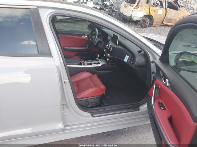 KIA Stinger Gt1 2019 KNAE45LC4K6059921 Image 5
