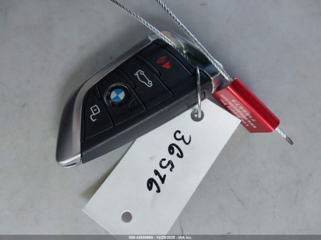 2024 BMW X3 M 5YM13EC09R9X39081 Photo 10