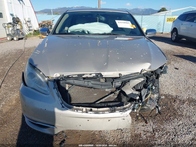 2013 Chrysler 200 Limited მანქანა იყიდება აუქციონზე, vin: 1C3CCBCG8DN649907, აუქციონის ნომერი: 43550985