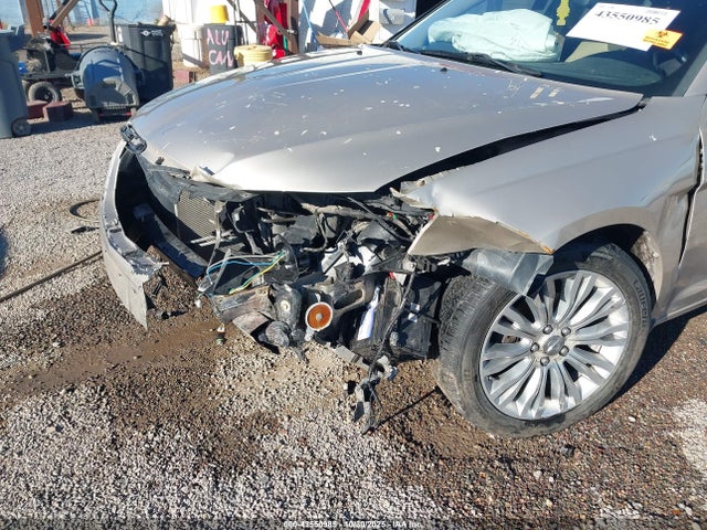 2013 Chrysler 200 Limited მანქანა იყიდება აუქციონზე, vin: 1C3CCBCG8DN649907, აუქციონის ნომერი: 43550985